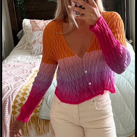 ZARA SWEATER - Picture 2 of 2